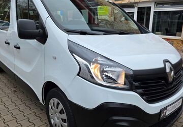 Renault Trafic 184.086 km 11.990 &euro; Berlin 12059