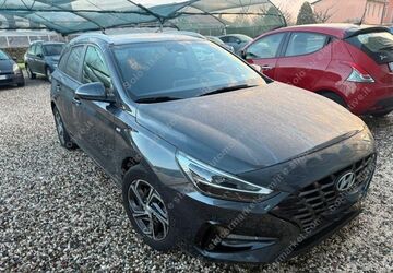 Hyundai i30 149.000 km 12.800 &euro; Berlin 12307