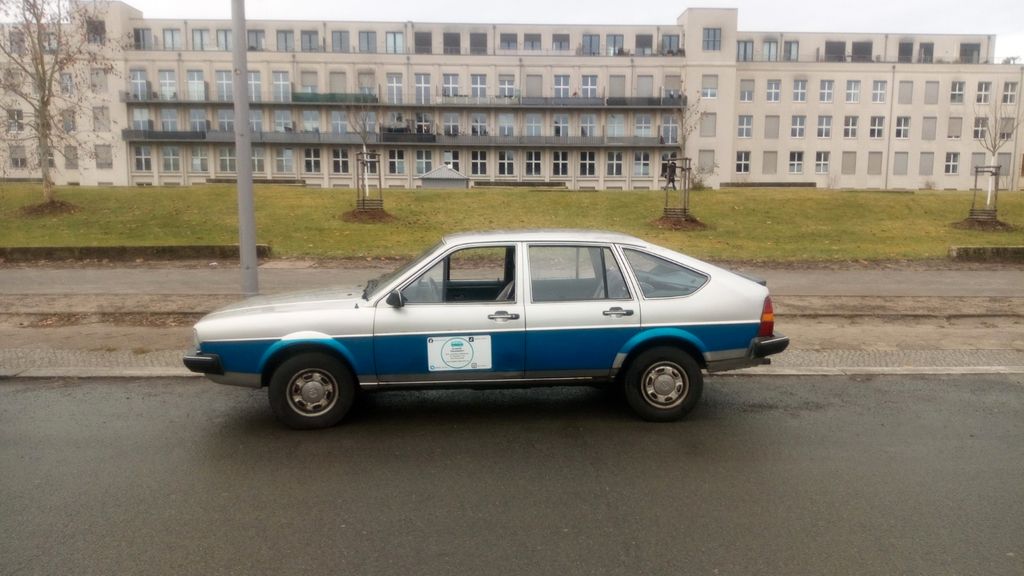 VW Passat 11.700 km 3.000 &euro; Berlin 14197