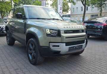 Land Rover Defender 109.554 km 43.999 &euro; Berlin 13581