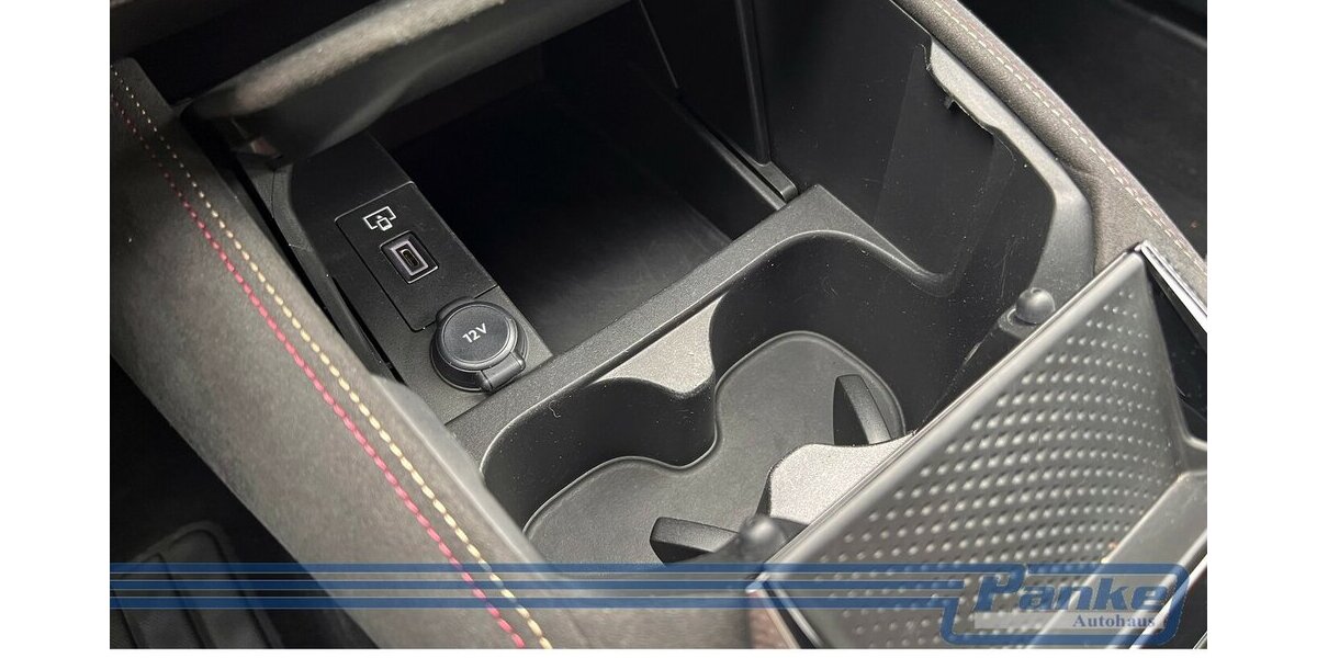 DS Automobiles DS4 Performance*LED*R-Cam*Alcantara*Sport* 27.656 km 18.480 &euro; Berlin 13187