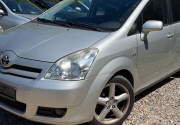 Toyota Corolla Verso 267.000 km 2.450 &euro; Berlin 10245