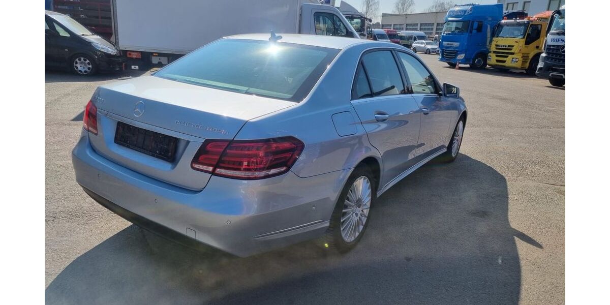 Mercedes-Benz E 300 210.617 km 12.900 &euro; Ludwigsfelde 14974