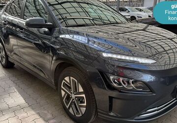 Hyundai KONA Elektro 20.686 km 17.990 &euro; Ludwigsfelde (bei Berlin) 14974
