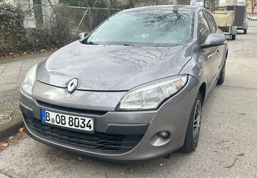 Renault Megane 220.000 km 1.100 &euro; Berlin 12049