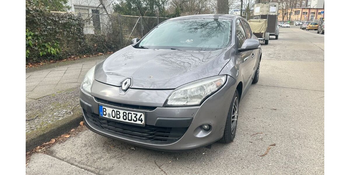 Renault Megane 220.000 km 1.100 &euro; Berlin 12049