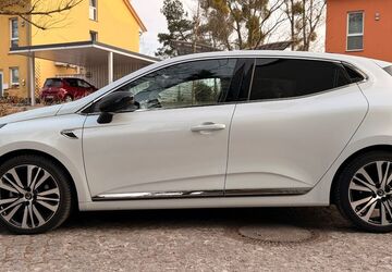 Renault Clio 56.277 km 11.900 &euro; Berlin 13405