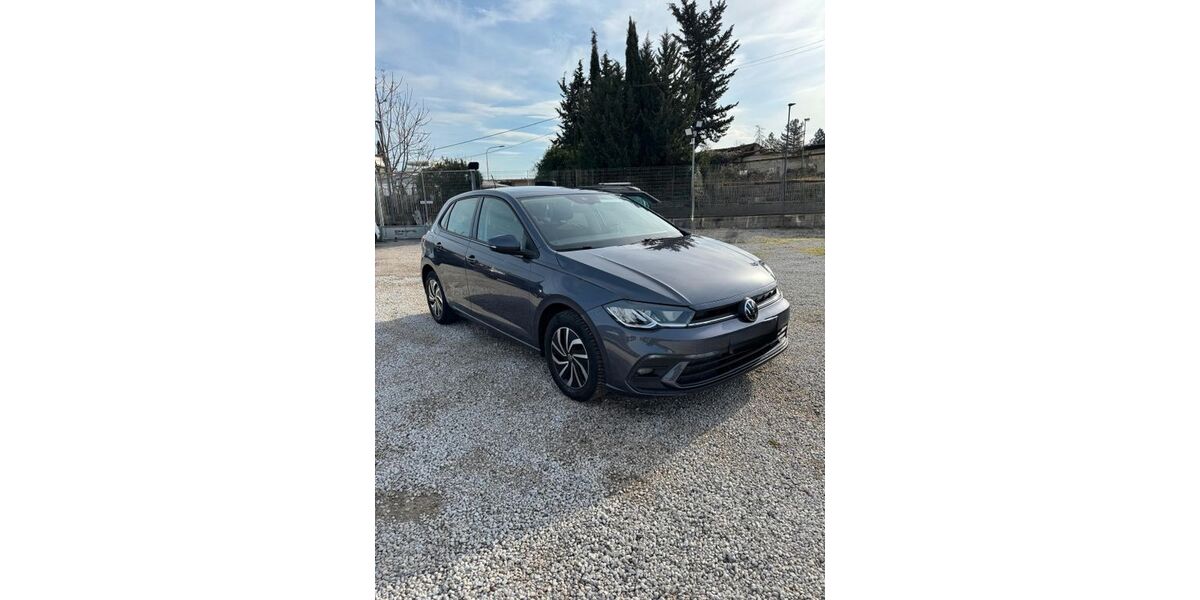 VW Polo 97.000 km 15.400 &euro; Berlin 12307