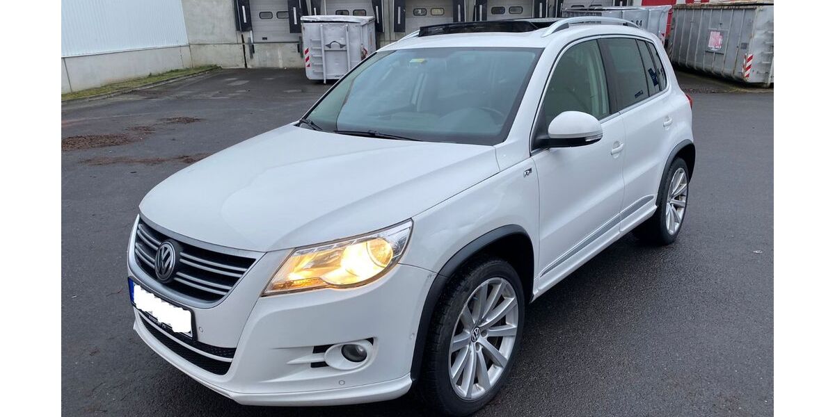 VW Tiguan 182.407 km 8.990 &euro; Berlin 14167