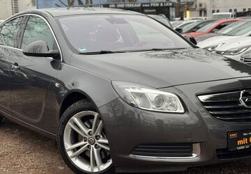 Opel Insignia 106.000 km 7.490 &euro; Berlin 13127