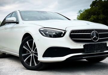 Mercedes-Benz E 300 76.914 km 25.499 &euro; Potsdam 14482