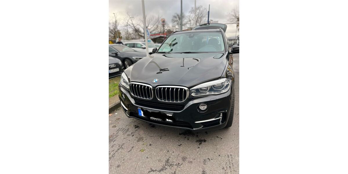 BMW X5 270.000 km 17.000 &euro; Berlin 13051