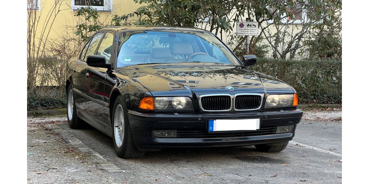 BMW 735 289.016 km 7.900 &euro; Berlin 14057