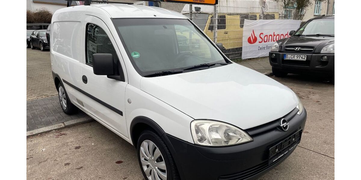 Opel Combo 150.000 km 2.990 &euro; Berlin 12359