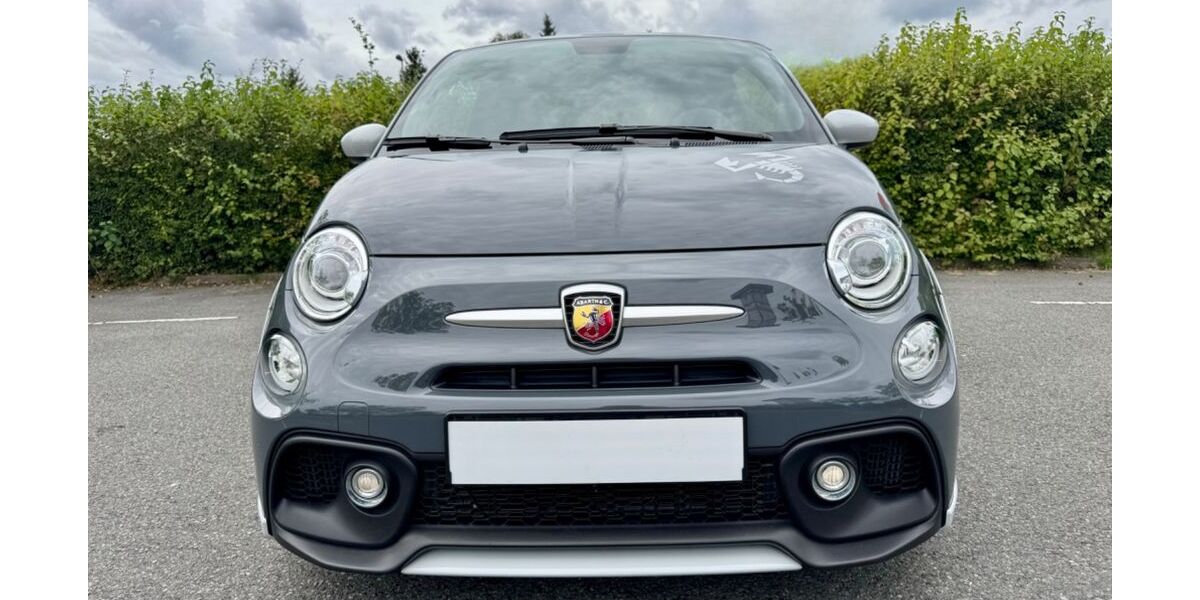 Abarth 695 3.900 km 29.490 &euro; Berlin 13581