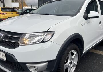 Dacia Sandero 92.000 km 8.470 &euro; Nauen 14641