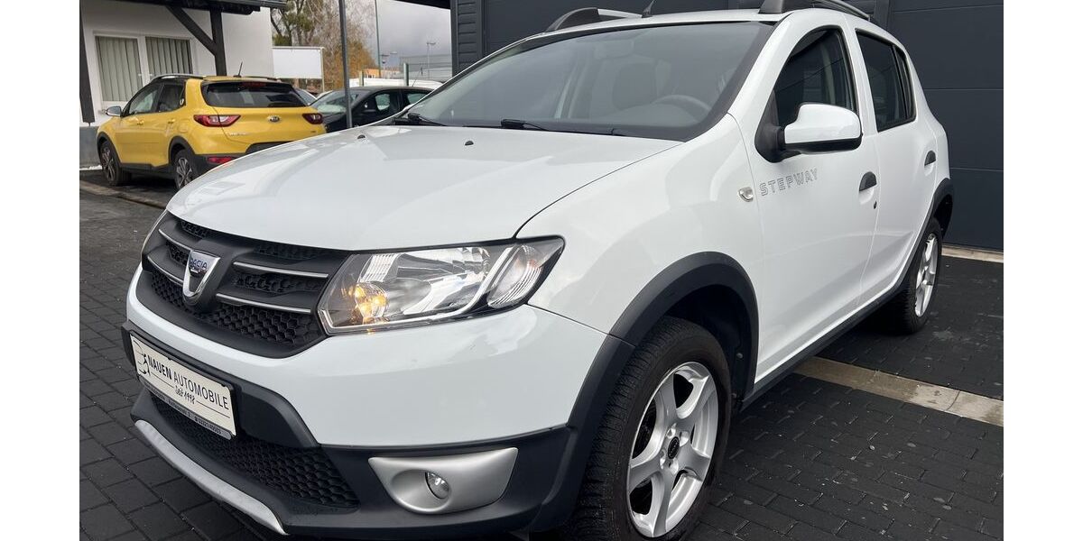 Dacia Sandero 92.000 km 8.470 &euro; Nauen 14641