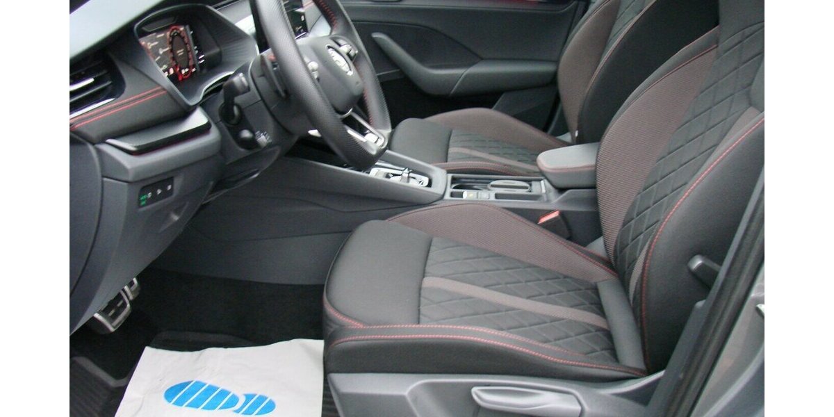 Skoda Octavia RS 2.0TSi AHK ACC LED Kamera 4.466 km 37.980 &euro; Falkensee 14612