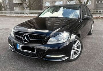 Mercedes-Benz C 250 176.500 km 9.250 &euro; Berlin 12351