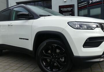 Jeep Compass 14.356 km 23.400 &euro; Berlin 13156