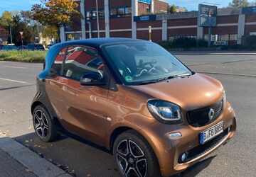 Smart ForTwo 114.000 km 8.400 &euro; berlin 10119