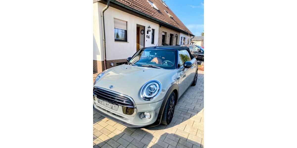 Mini Cooper Cabrio 81.000 km 17.999 &euro; Berlin 13591