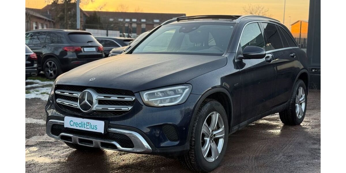 Mercedes-Benz GLC 300 60.000 km 33.490 &euro; Ludwigsfelde 14974