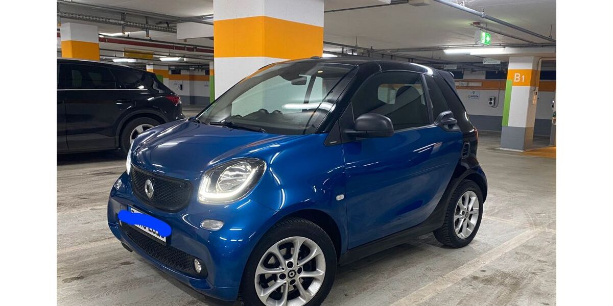 Smart ForTwo 59.200 km 13.600 &euro; Berlin 12167