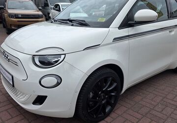 Fiat 500e 10.258 km 28.999 &euro; Berlin 13599