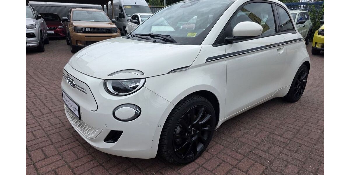 Fiat 500e 10.258 km 28.999 &euro; Berlin 13599