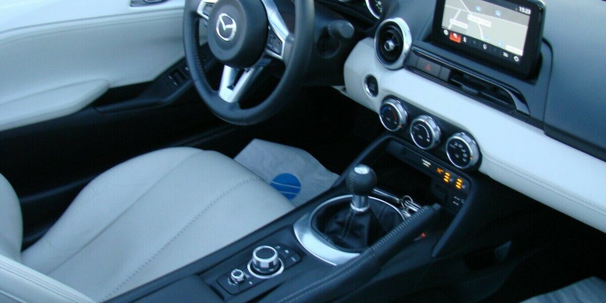 Mazda MX-5 2.0 SKYACTIV-G 184 Advantage Design Bose Kame 10.139 km 27.980 &euro; Falkensee 14612