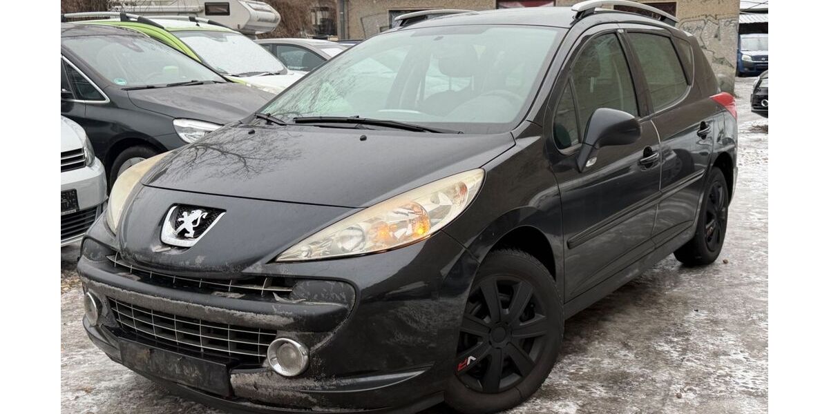 Peugeot 207 185.000 km 1.350 &euro; Berlin 10245