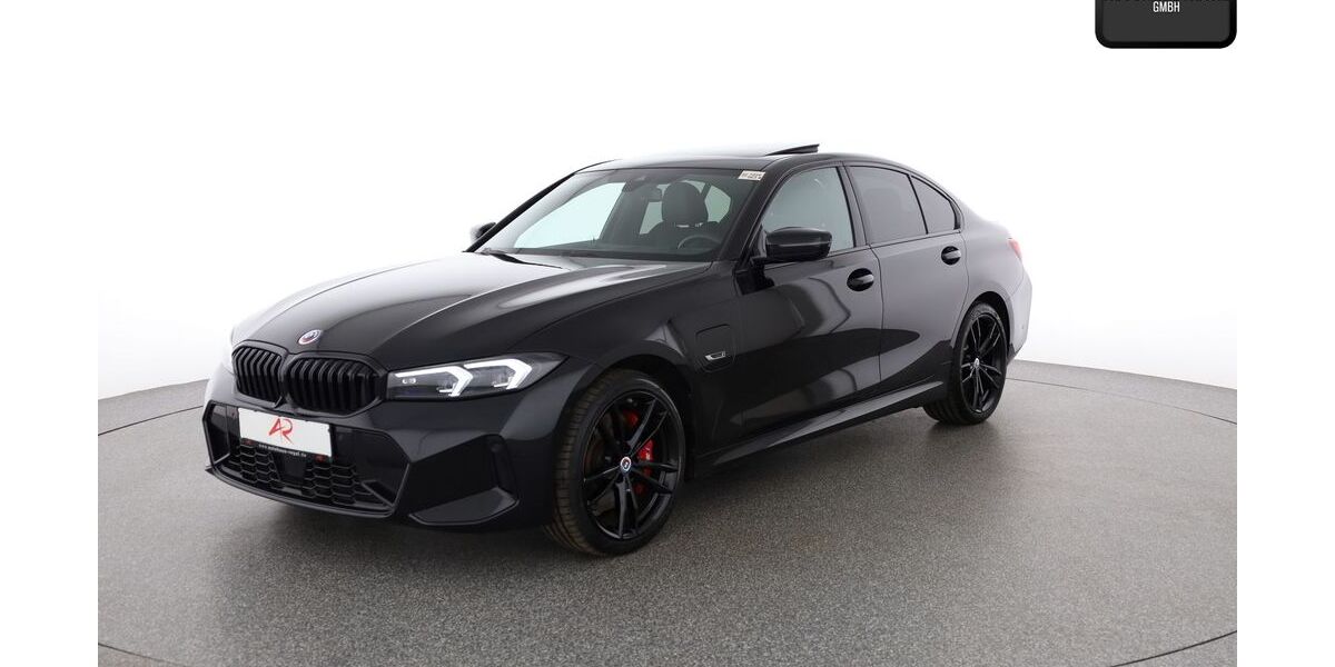 BMW 330 57.545 km 39.880 &euro; Berlin 12103