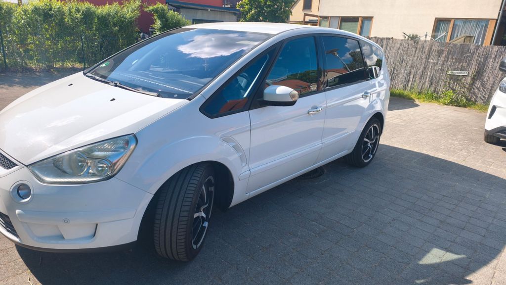 Ford S-Max 246.000 km 3.300 &euro; Ludwigsfelde 14974