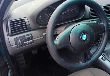 BMW 318 224.000 km 3.999 &euro; Berlin 12353