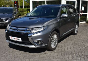 Mitsubishi Outlander 130.352 km 13.490 &euro; Berlin 12683