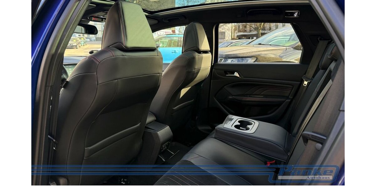 Peugeot 308 GT 180*Pano*TotW*LED*RFK*Denon*SHZ*NAV* 112.235 km 11.990 &euro; Berlin 13187