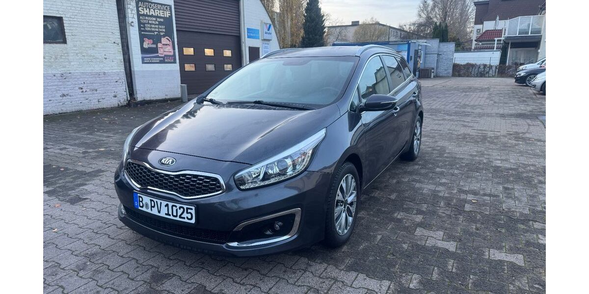 Kia ceed Sportswagon 49.000 km 11.900 &euro; Berlin 12357