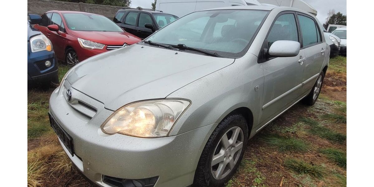 Toyota Corolla 195.156 km 2.770 &euro; Berlin - Französische Buchholz 13127