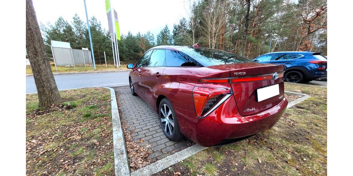Toyota Mirai 55.000 km 11.900 &euro; Kleinmachnow 14532