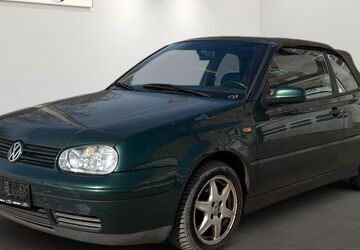 VW Golf 148.129 km 1.499 &euro; Berlin 12681
