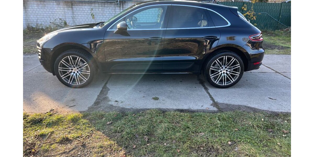 Porsche Macan 170.000 km 27.900 &euro; Berlin 12349