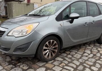 Opel Meriva 168.000 km 1.999 &euro; Berlin 13587