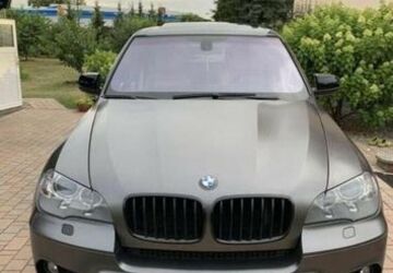 BMW X5 196.000 km 10.000 &euro; Berlin 12526