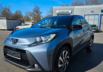 Toyota Aygo (X) 1.300 km 18.990 &euro; Berlin 12555