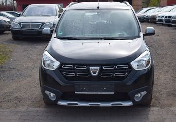 Dacia Lodgy 216.000 km 8.299 &euro; Berlin 13597