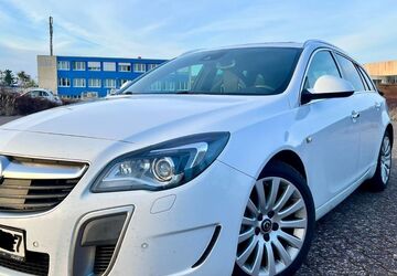 Opel Insignia 172.683 km 12.490 &euro; Berlin 10247