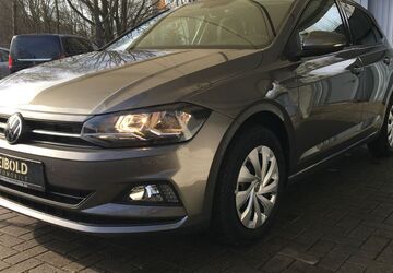 VW Polo 112.820 km 15.980 &euro; Berlin 10315