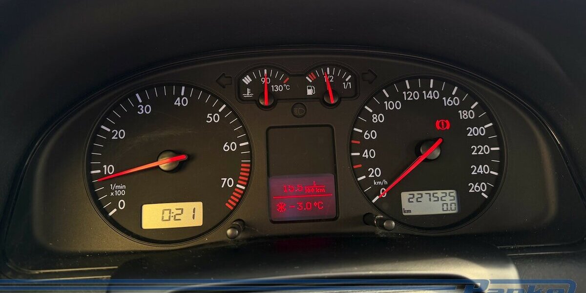 VW Passat Comfortline*TÜV05/26*Leder*Service Neu! 227.023 km 1.980 &euro; Berlin 13187