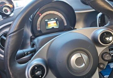 Smart ForTwo 13.900 km 10.900 &euro; Berlin 12355